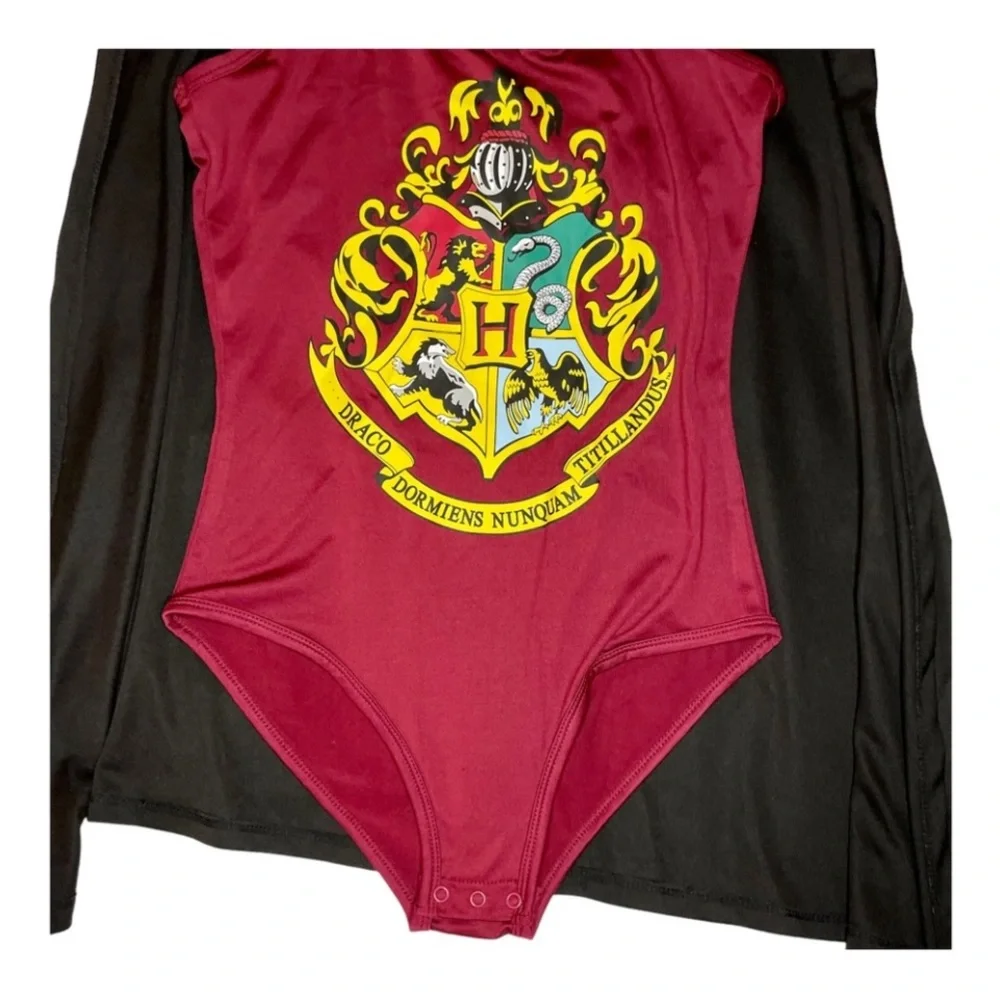 Hogwarts Bodysuit and Cape - Picture 4 of 7